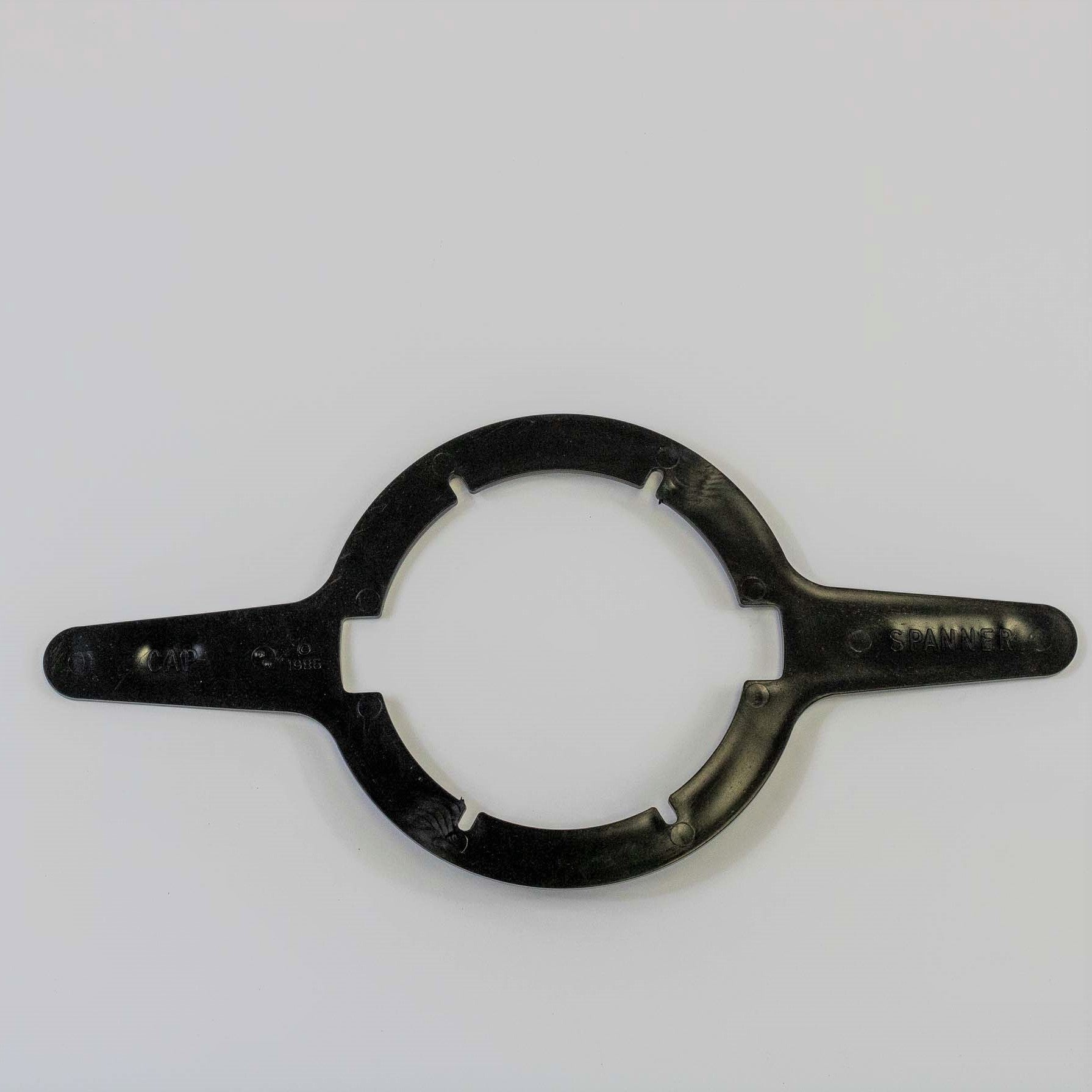 4 Caps Spanner Plastic-1.jpg