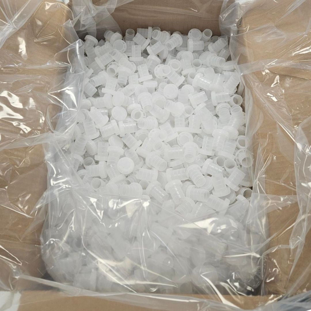HS Plastic Stoppers x 2500 Inside Box.jpg