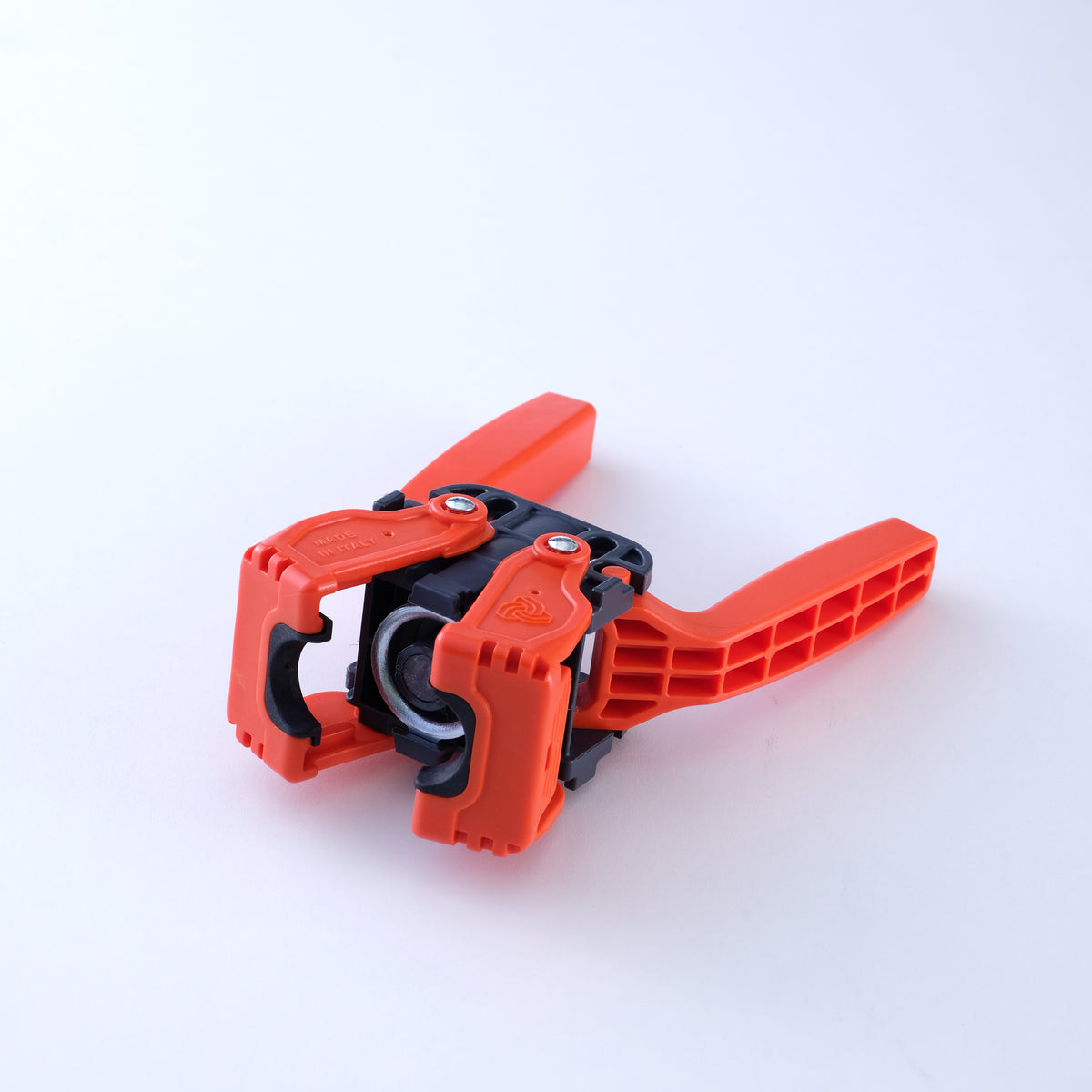 Kelly Twin Lever Capper-1.JPG